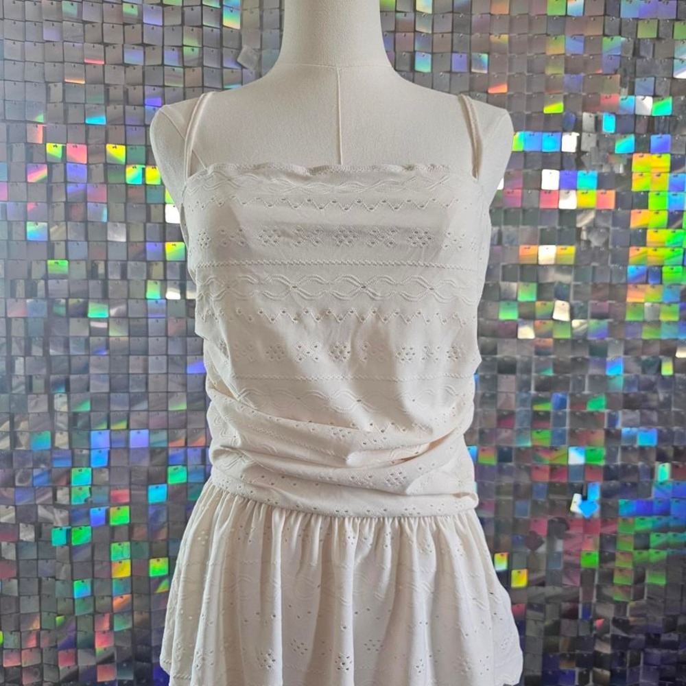 Shein VCAY Eyelet Camisole Womens L Cream NEW Peplum‎ Ruched Strappy Top